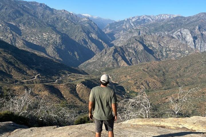 Where to Stay Near Sequoia and Kings Canyon National Parks