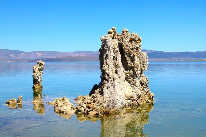 How to Visit Mono Lake: Tufa, Sunrise and Kayaking