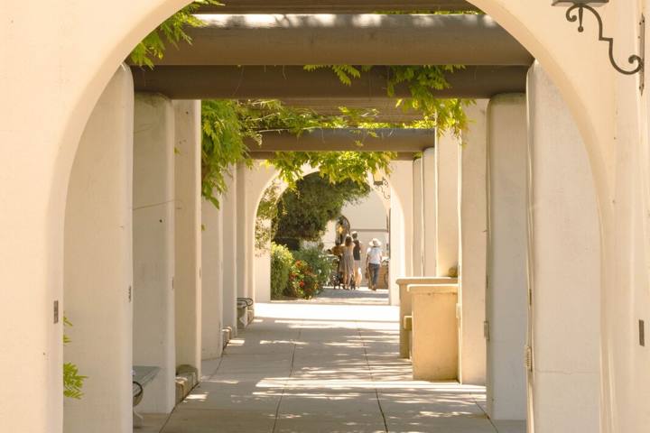 Weekend in Ojai: Hikes, Wine, Spas and the Pink Moment