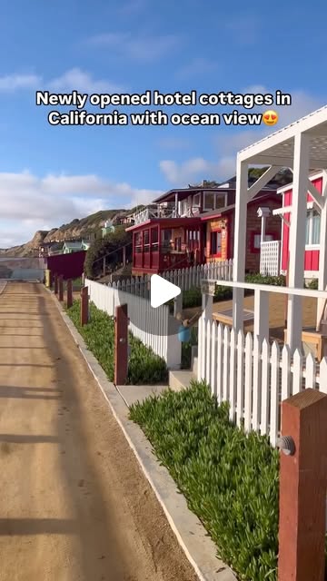 The beach cottages at Crystal Cove