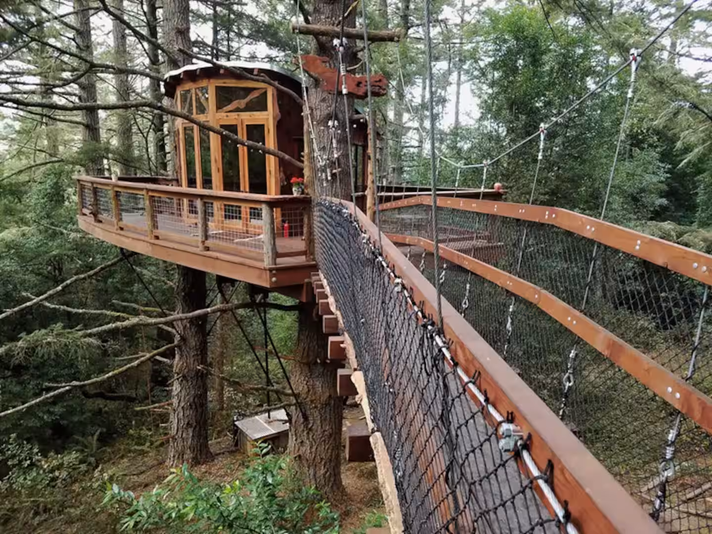 Eagle's Nest Treehouse Farm Stay