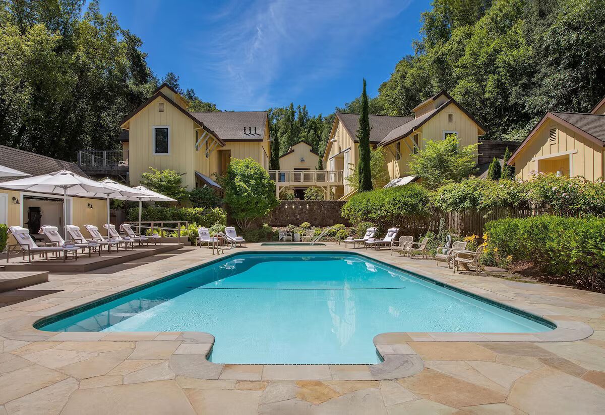 Farmhouse Inn