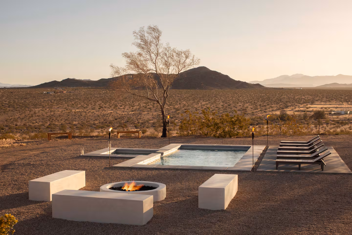 Honu Joshua Tree · Luxury Villa, Breathtaking Views