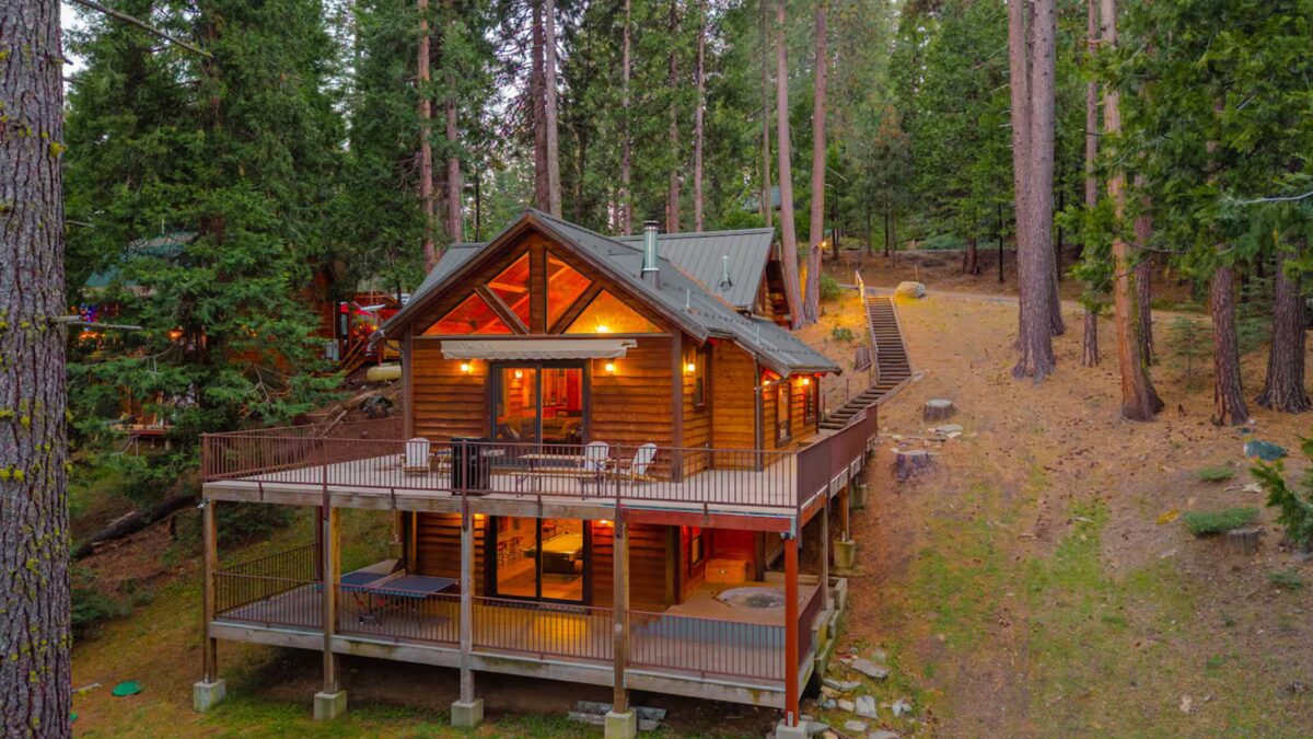 Hot Tub Cabin