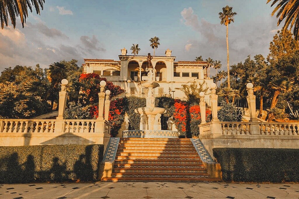 Private Hearst Castle and Paso Robles Wine Tasting Tour