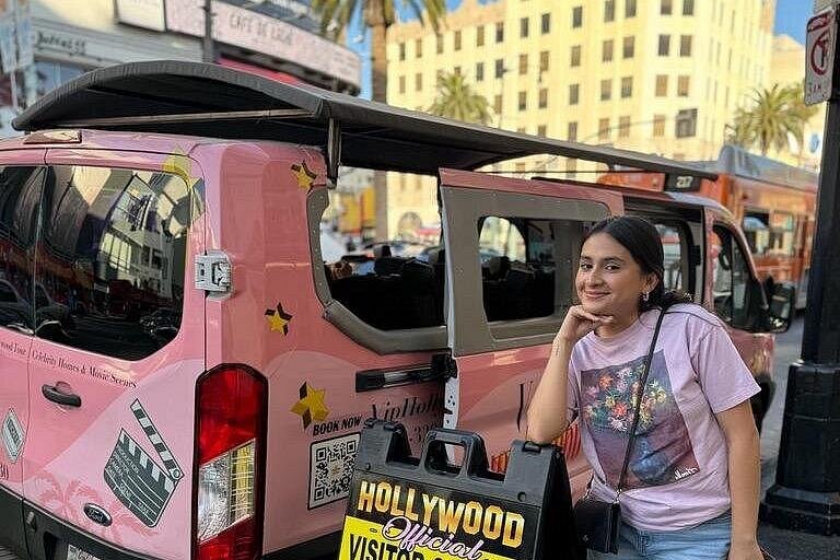 Hollywood, Beverly Hills and Celebrity Homes Tour by Open-Air Bus