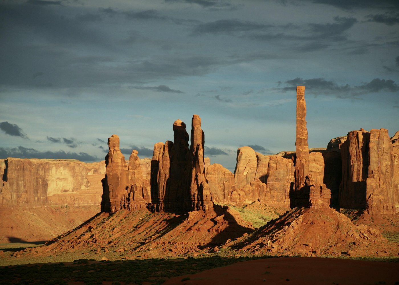 2.5 Hours of Monument Valley’s Backcountry 4x4 Tour