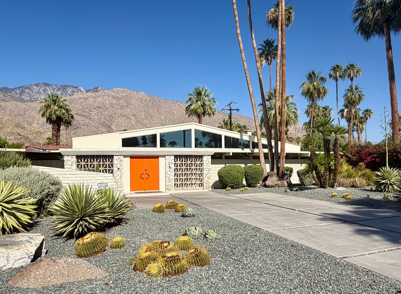 Palm Springs Modernism Architecture & History Bike Tour