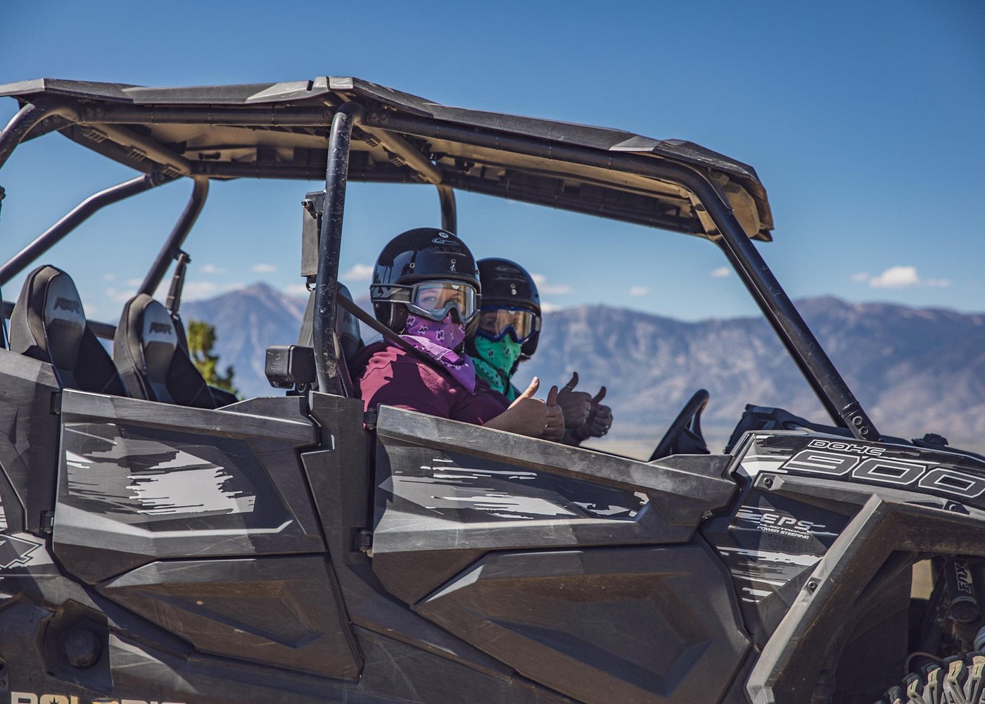 2-Hour Off-Road Razor Ridge Run Tour in the Desert